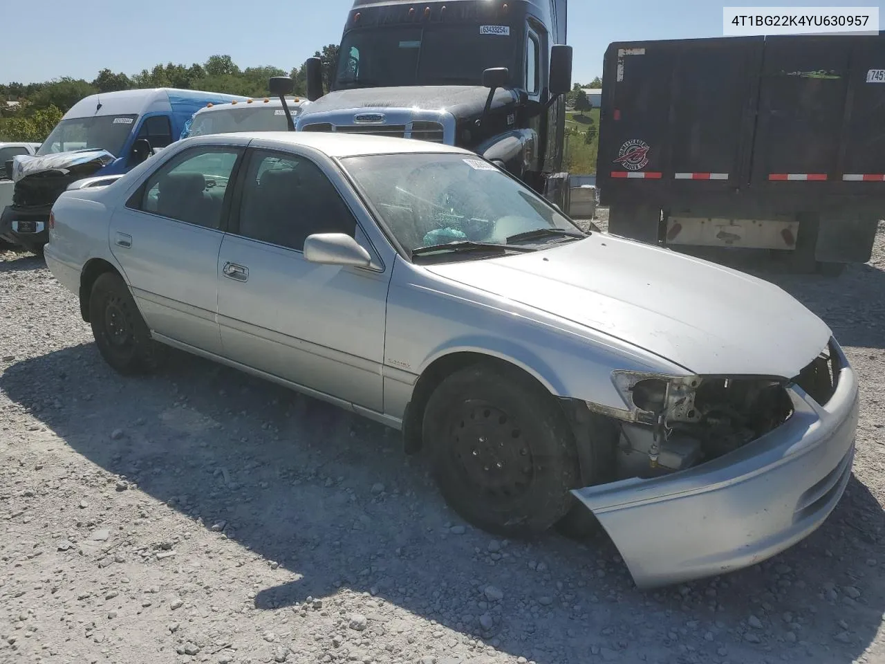 2000 Toyota Camry Ce VIN: 4T1BG22K4YU630957 Lot: 70828574