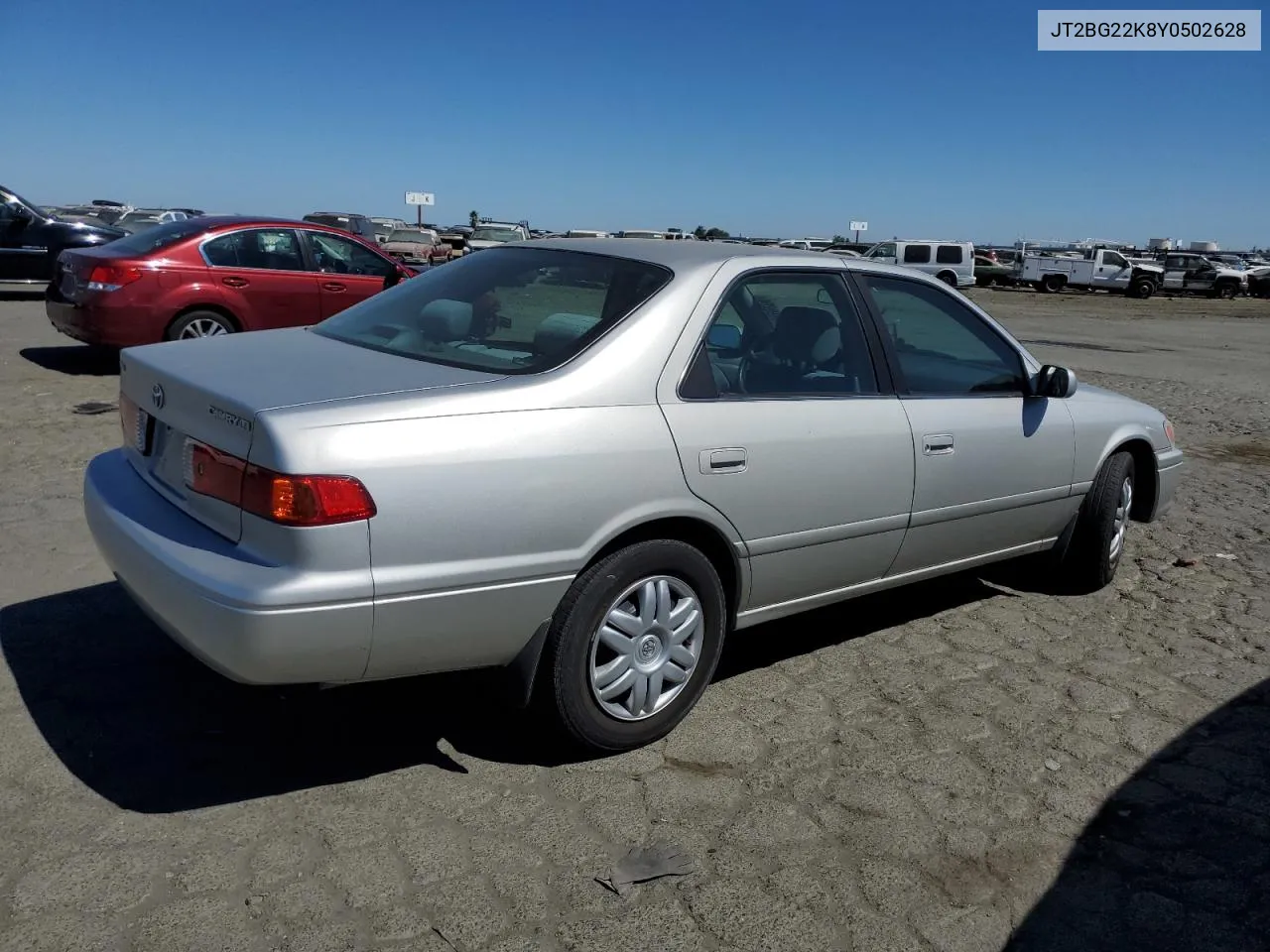 2000 Toyota Camry Ce VIN: JT2BG22K8Y0502628 Lot: 70896294