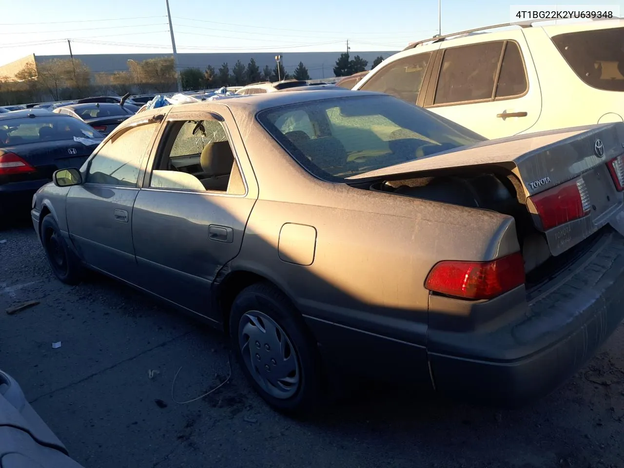 2000 Toyota Camry Ce VIN: 4T1BG22K2YU639348 Lot: 71881224