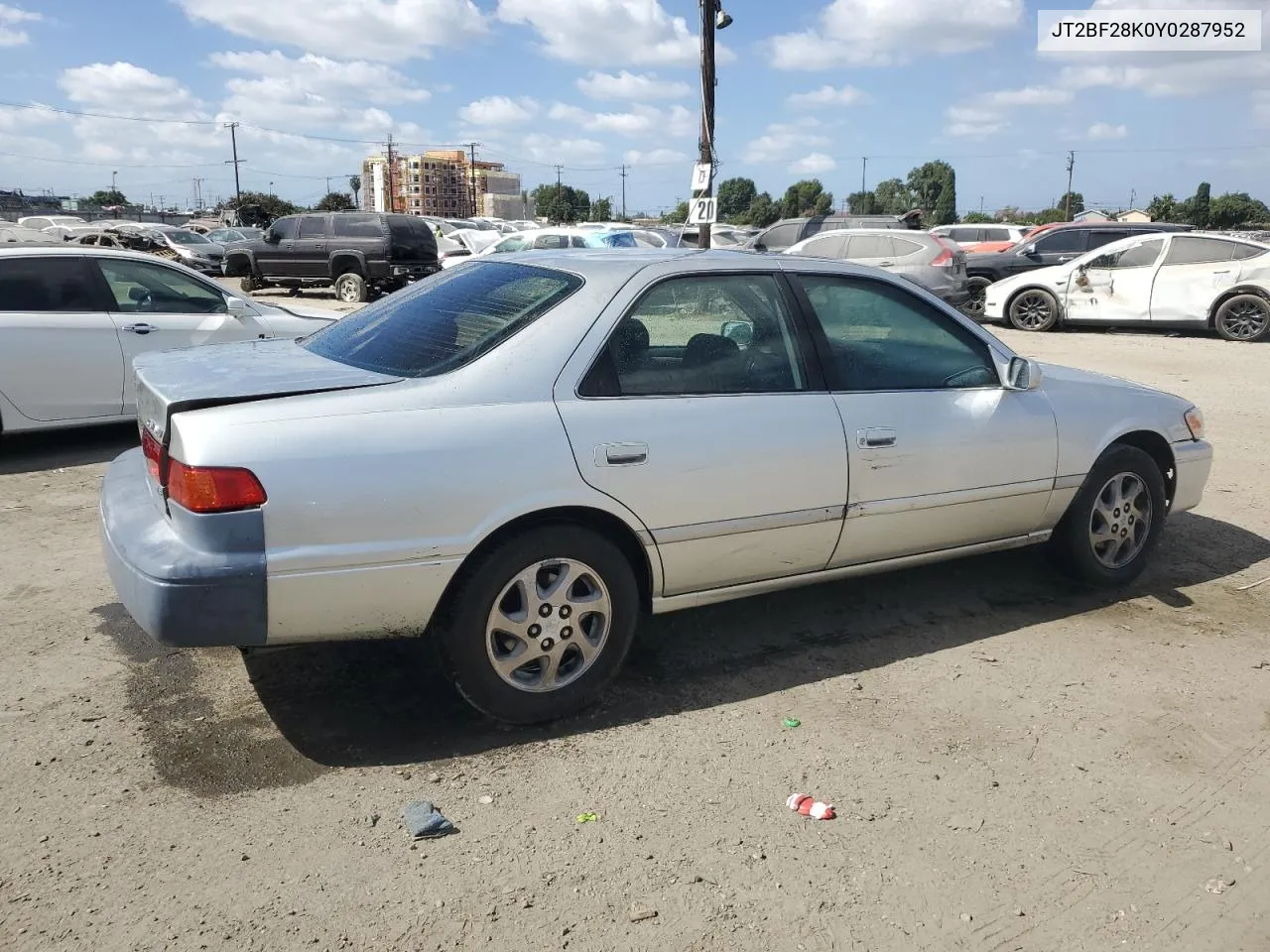 JT2BF28K0Y0287952 2000 Toyota Camry Le