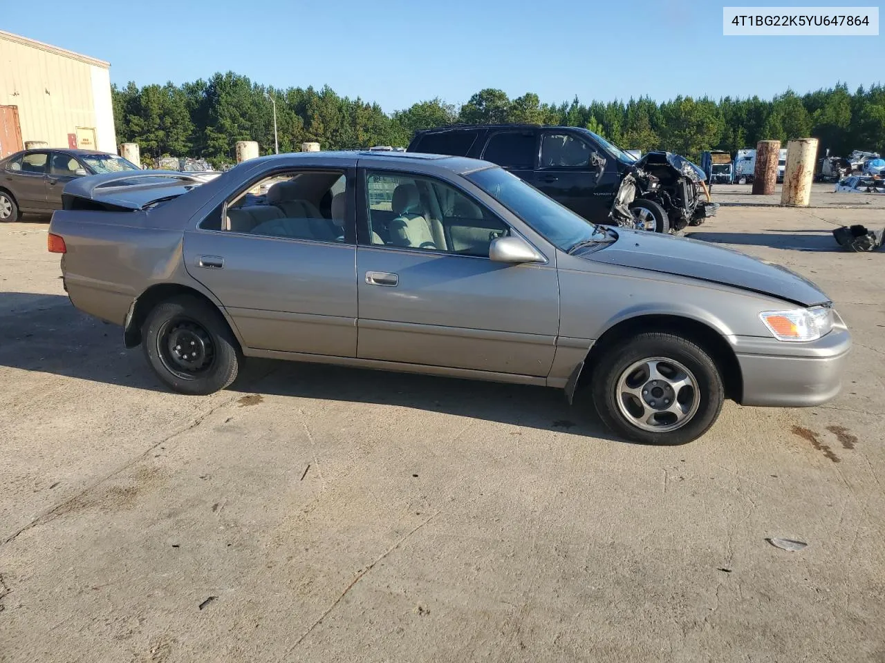 2000 Toyota Camry Ce VIN: 4T1BG22K5YU647864 Lot: 72157004