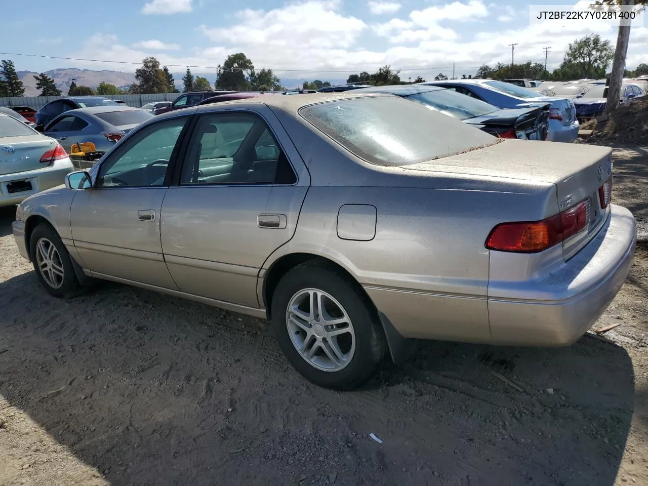 2000 Toyota Camry Ce VIN: JT2BF22K7Y0281400 Lot: 72471414