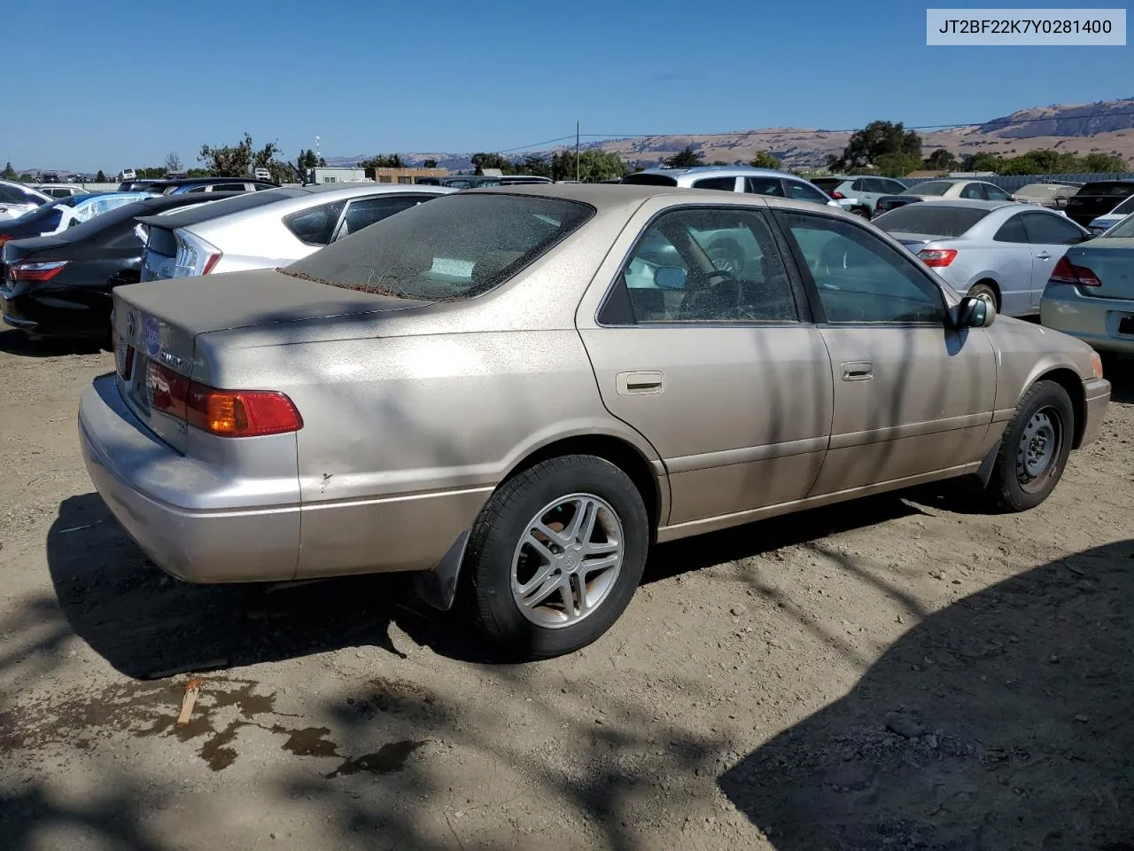 2000 Toyota Camry Ce VIN: JT2BF22K7Y0281400 Lot: 72471414