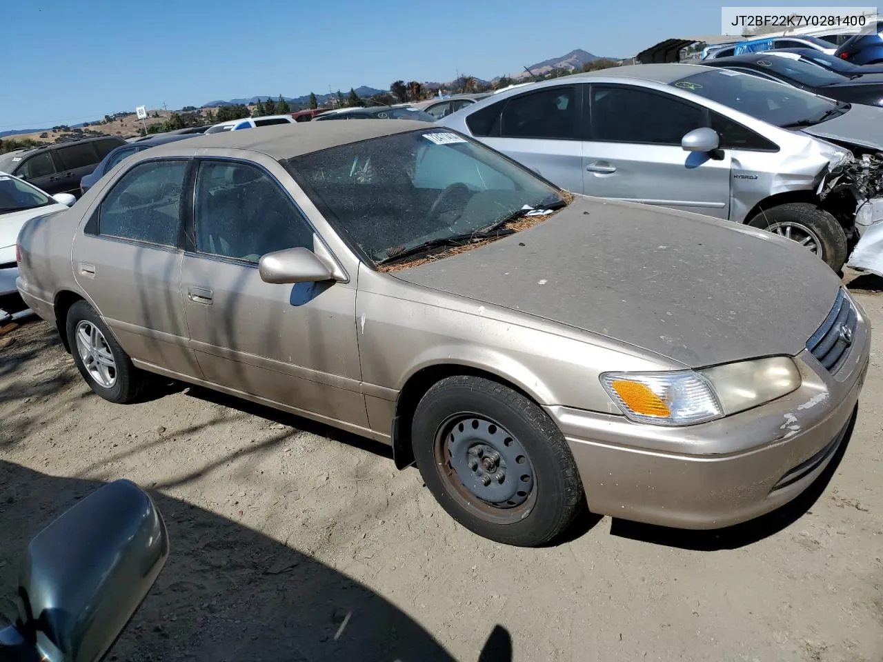 2000 Toyota Camry Ce VIN: JT2BF22K7Y0281400 Lot: 72471414