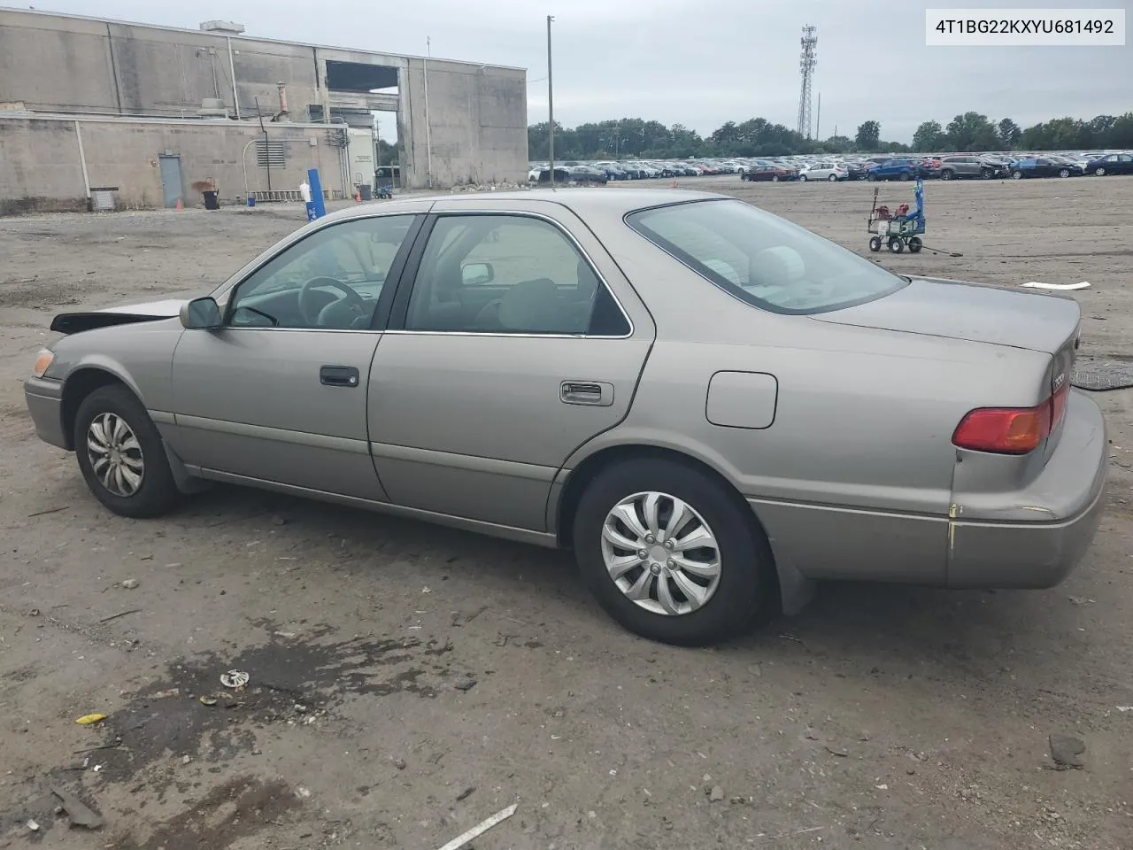 2000 Toyota Camry Ce VIN: 4T1BG22KXYU681492 Lot: 72703574