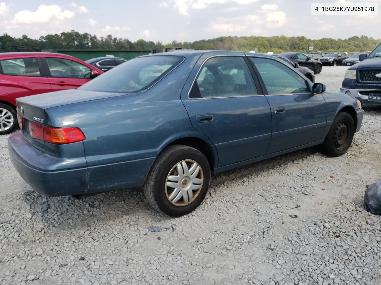 2000 Toyota Camry Ce VIN: 4T1BG28K7YU951978 Lot: 72745404