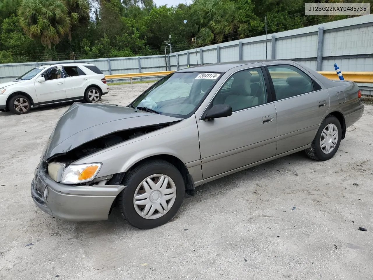 2000 Toyota Camry Ce VIN: JT2BG22KXY0485735 Lot: 73041174