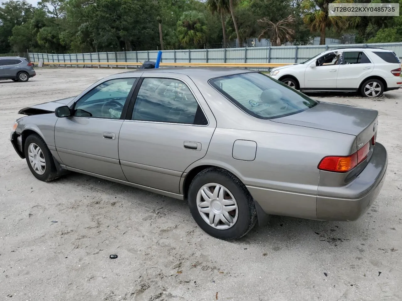 2000 Toyota Camry Ce VIN: JT2BG22KXY0485735 Lot: 73041174