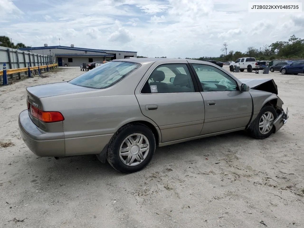 2000 Toyota Camry Ce VIN: JT2BG22KXY0485735 Lot: 73041174