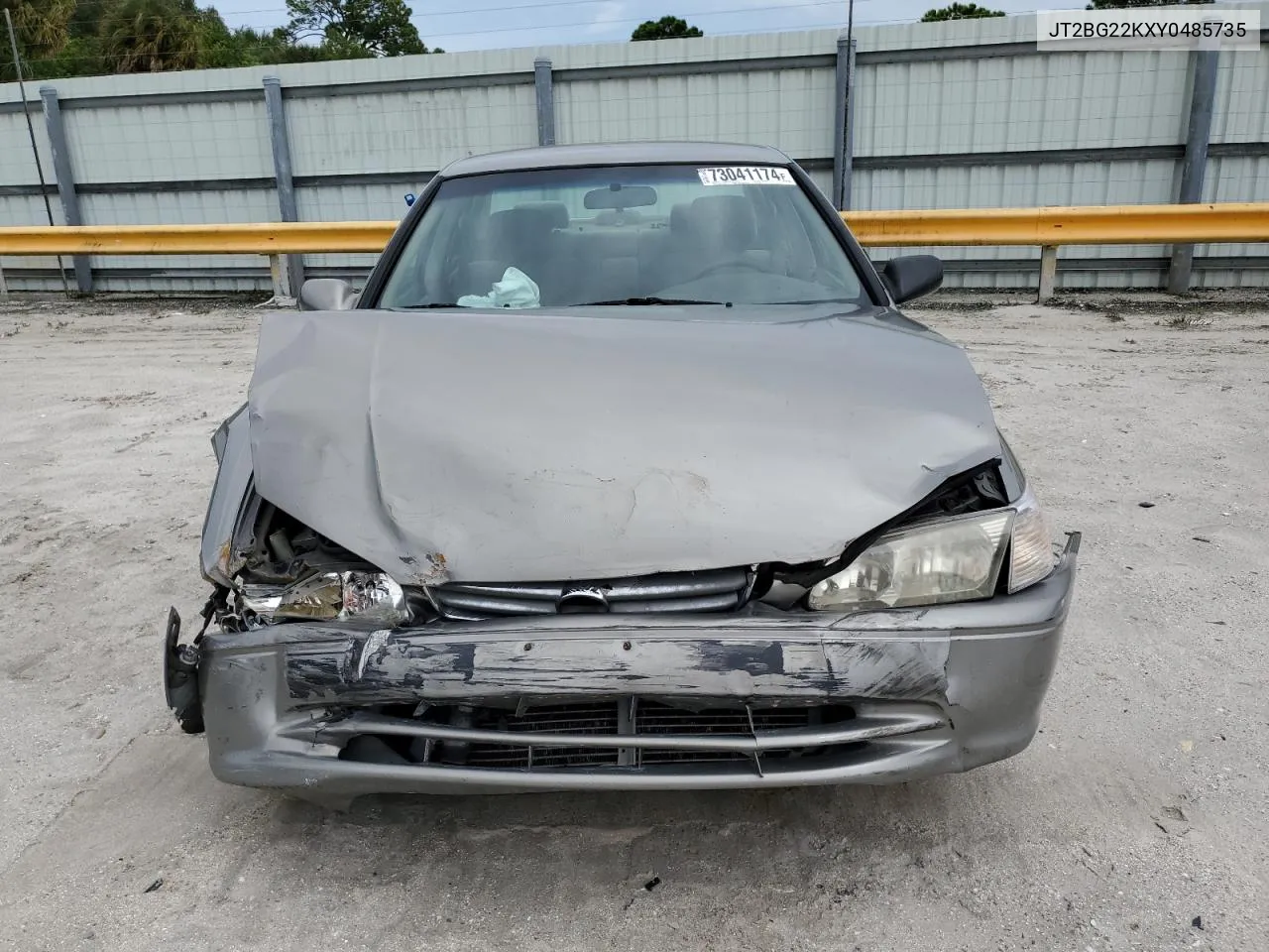 2000 Toyota Camry Ce VIN: JT2BG22KXY0485735 Lot: 73041174