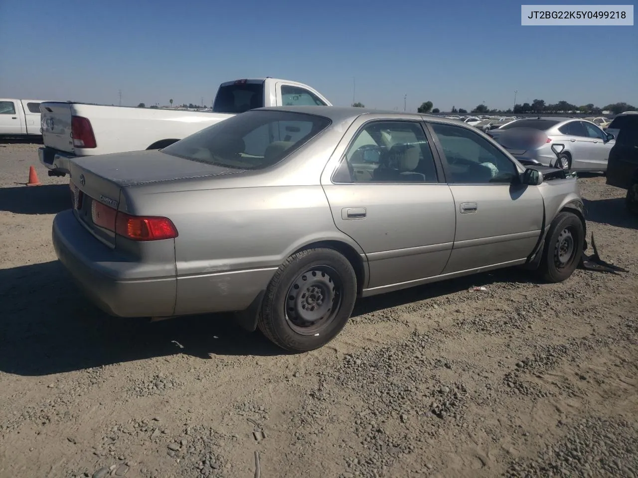 2000 Toyota Camry Ce VIN: JT2BG22K5Y0499218 Lot: 73115494