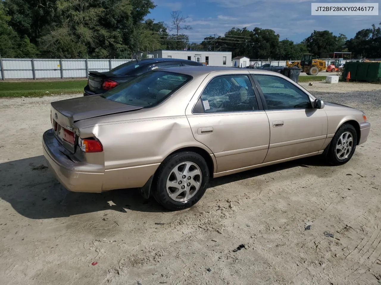 2000 Toyota Camry Le VIN: JT2BF28KXY0246177 Lot: 73727114