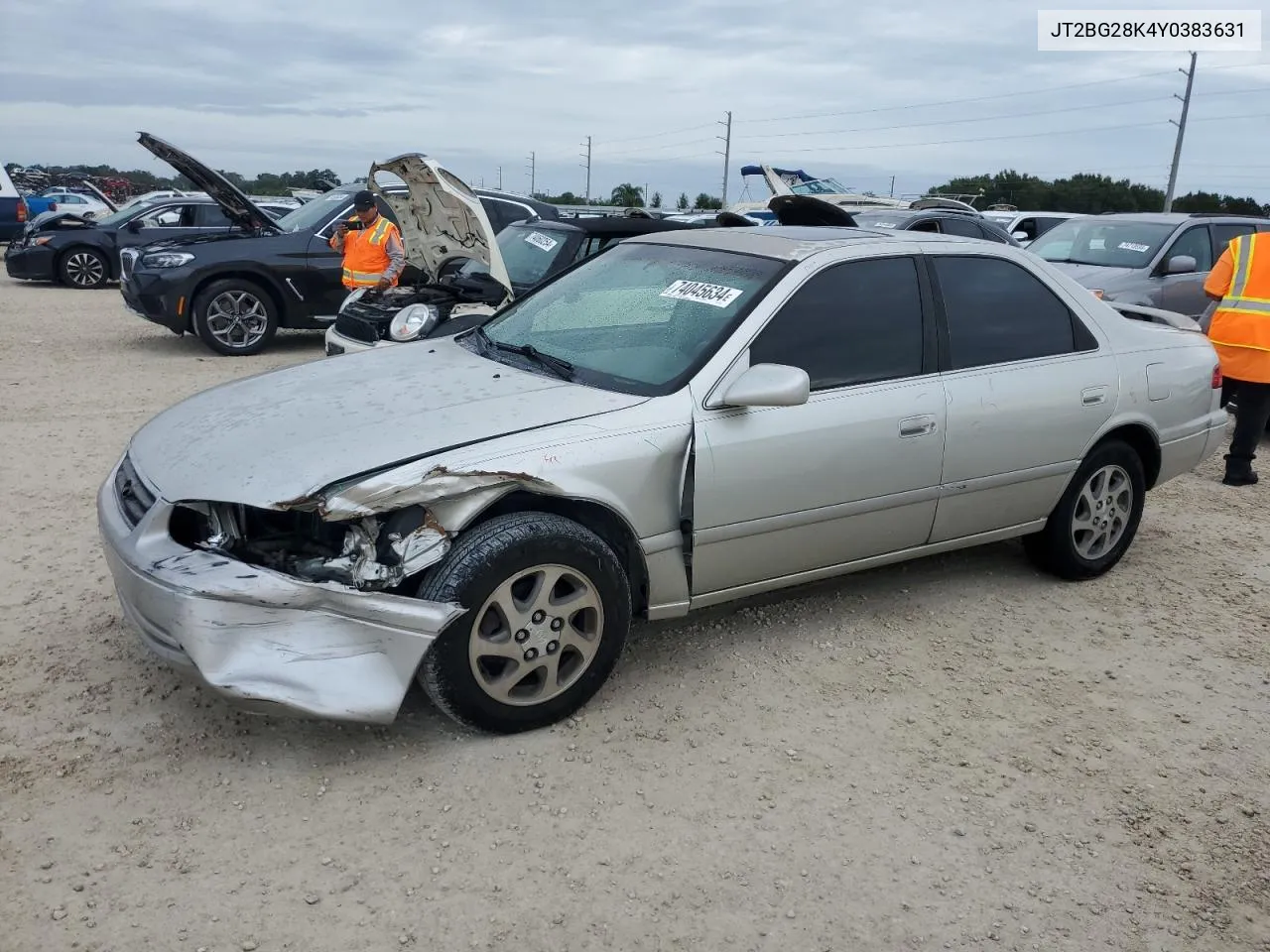 2000 Toyota Camry Le VIN: JT2BG28K4Y0383631 Lot: 74045634