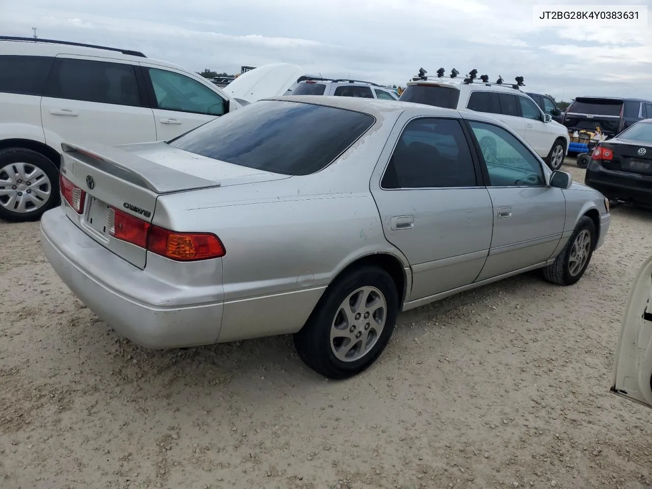 2000 Toyota Camry Le VIN: JT2BG28K4Y0383631 Lot: 74045634