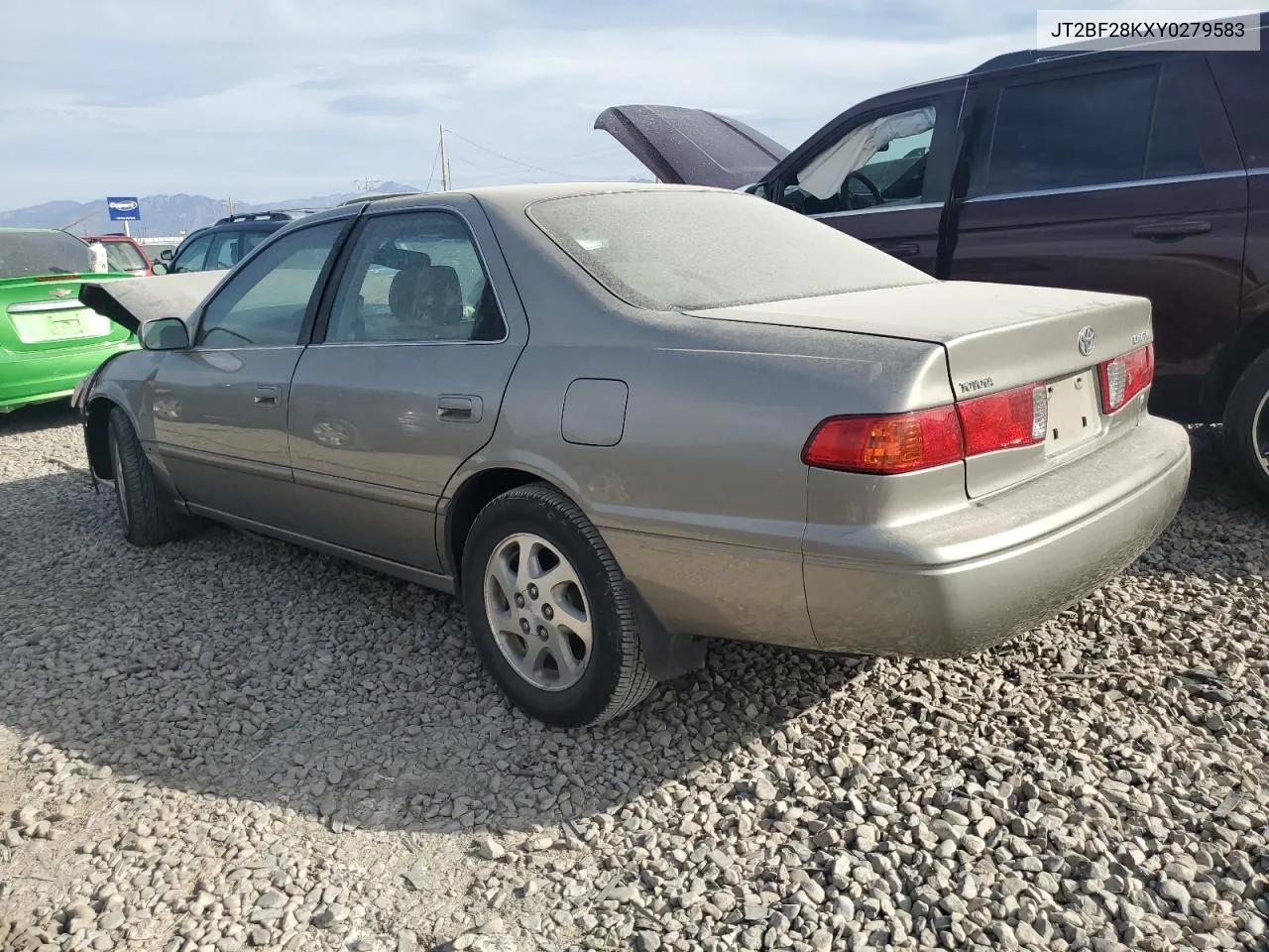 2000 Toyota Camry Le VIN: JT2BF28KXY0279583 Lot: 74277954