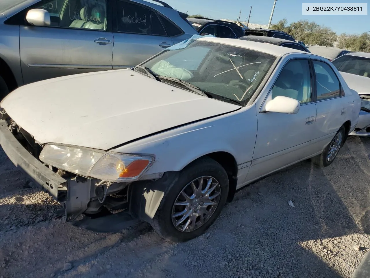 2000 Toyota Camry Ce VIN: JT2BG22K7Y0438811 Lot: 74768794