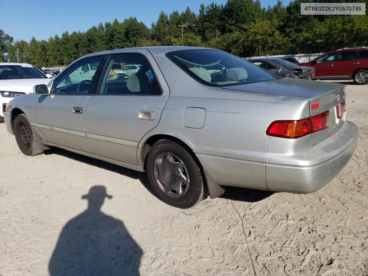 2000 Toyota Camry Ce VIN: 4T1BG22K2YU670745 Lot: 74808974