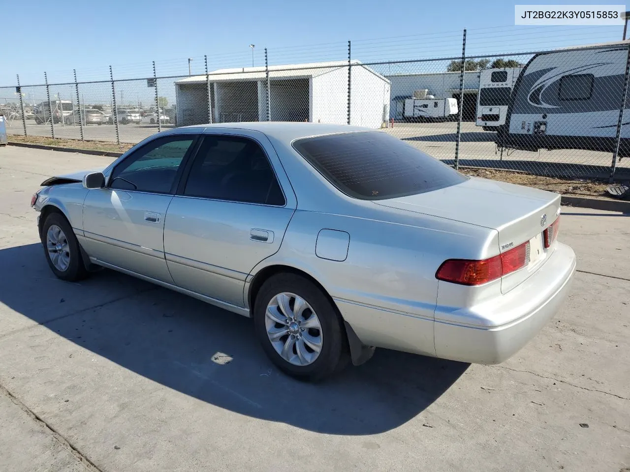 2000 Toyota Camry Ce VIN: JT2BG22K3Y0515853 Lot: 75064974