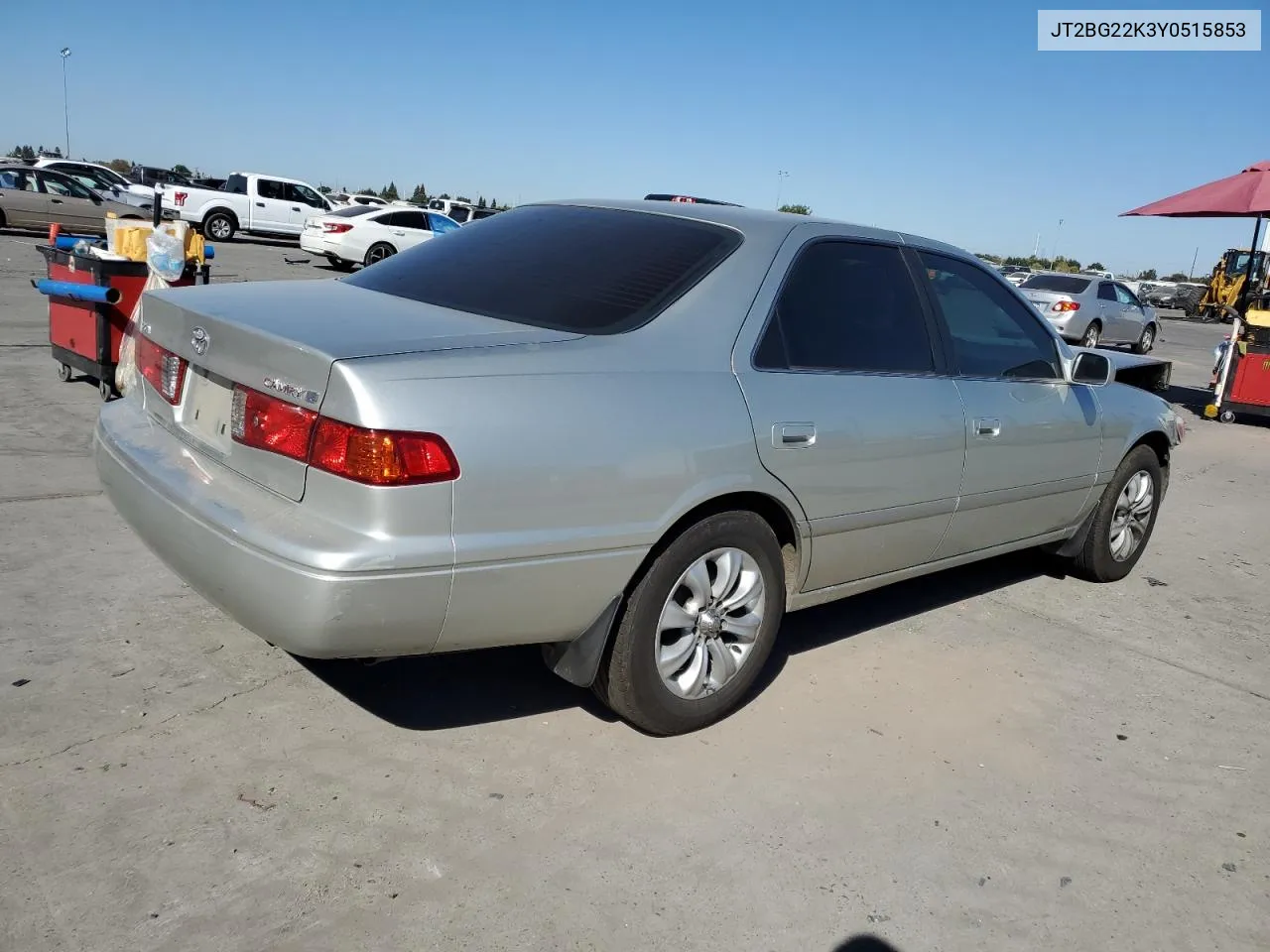 2000 Toyota Camry Ce VIN: JT2BG22K3Y0515853 Lot: 75064974