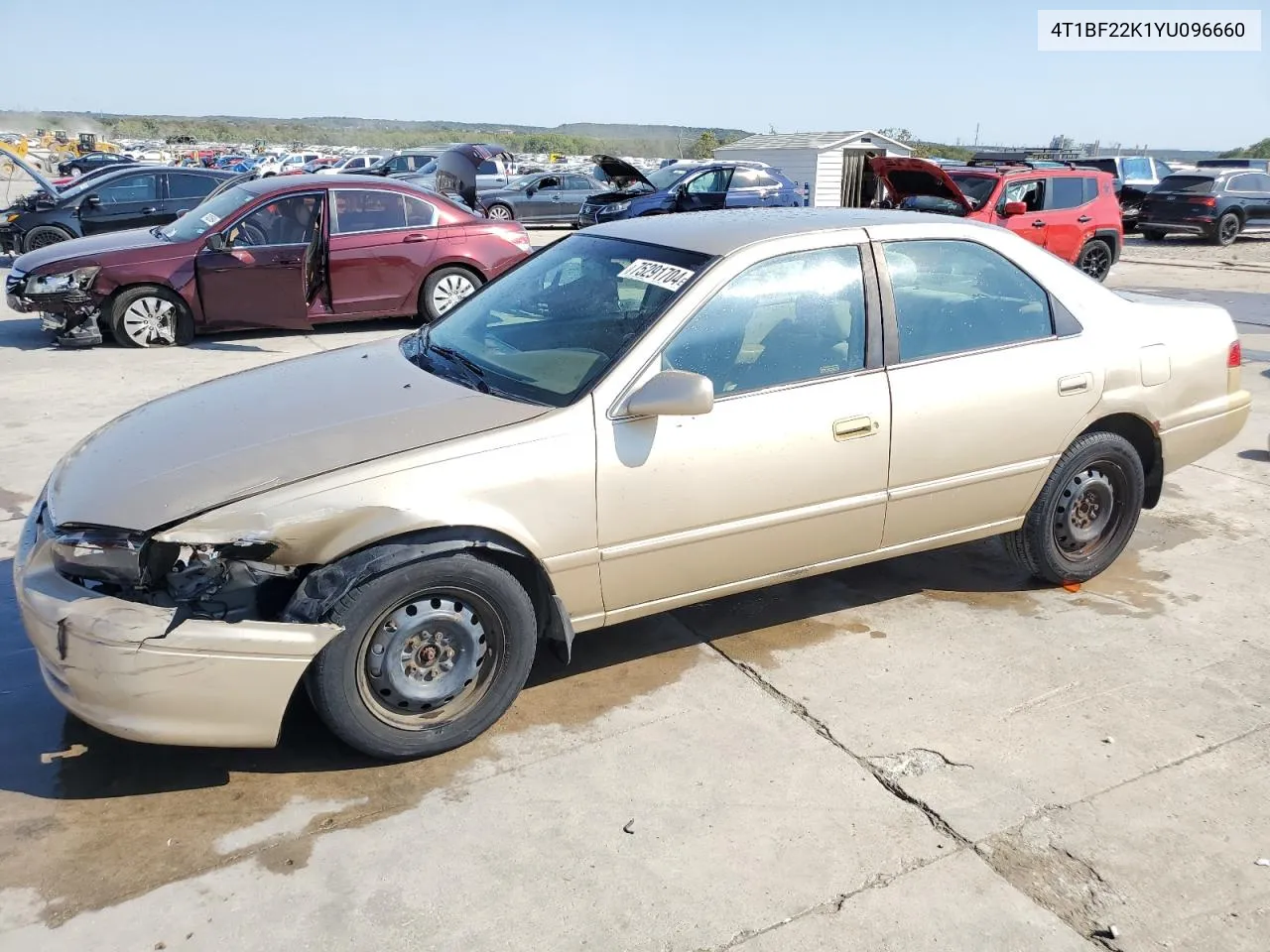 2000 Toyota Camry Le VIN: 4T1BF22K1YU096660 Lot: 75291704