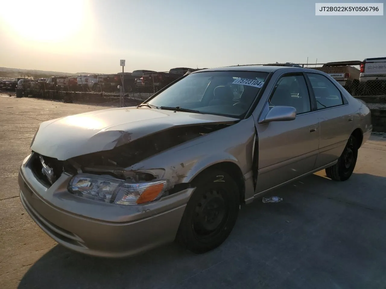 2000 Toyota Camry Ce VIN: JT2BG22K5Y0506796 Lot: 75723104