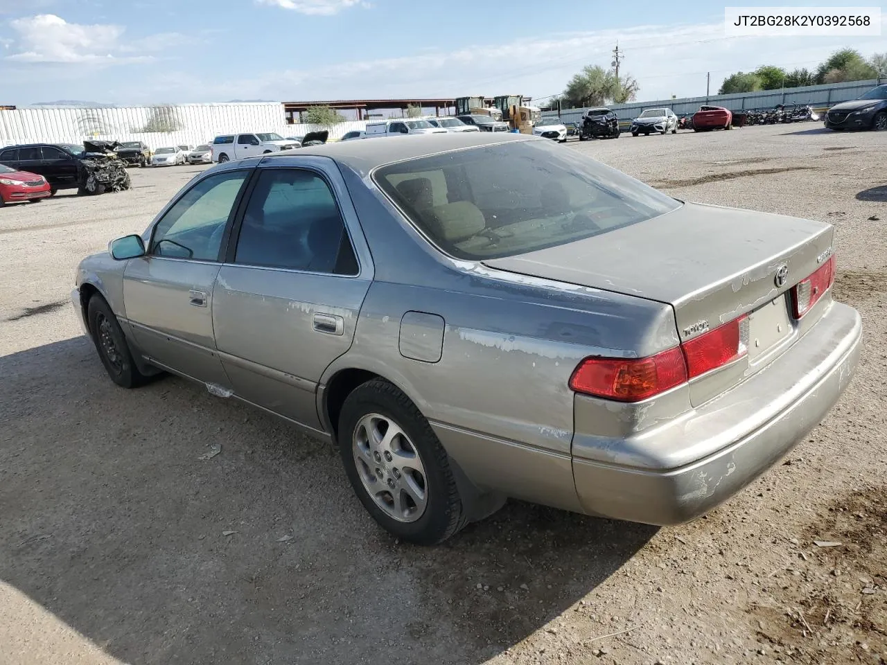 2000 Toyota Camry Le VIN: JT2BG28K2Y0392568 Lot: 75747844