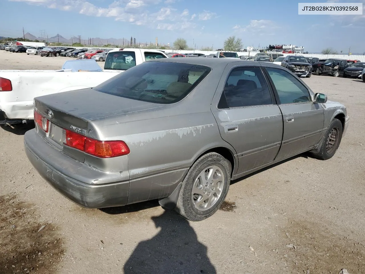 2000 Toyota Camry Le VIN: JT2BG28K2Y0392568 Lot: 75747844