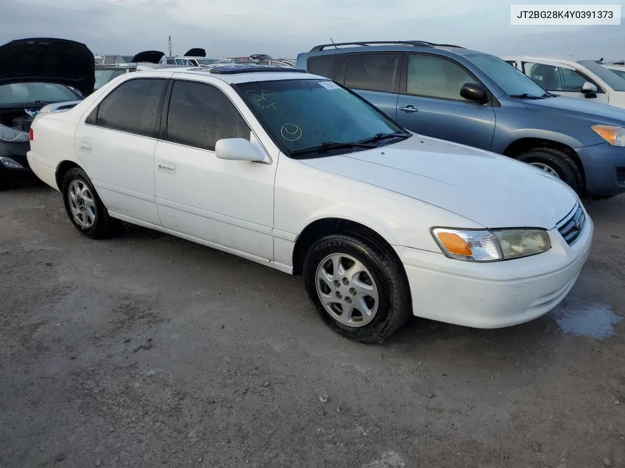 2000 Toyota Camry Le VIN: JT2BG28K4Y0391373 Lot: 75861564