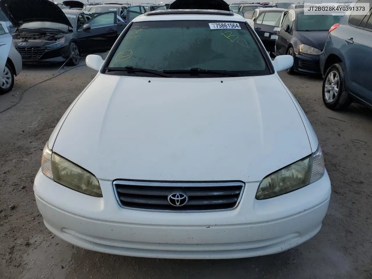 2000 Toyota Camry Le VIN: JT2BG28K4Y0391373 Lot: 75861564