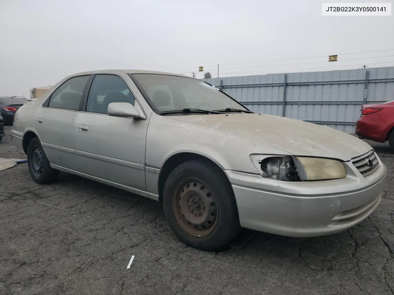 2000 Toyota Camry Ce VIN: JT2BG22K3Y0500141 Lot: 76138104