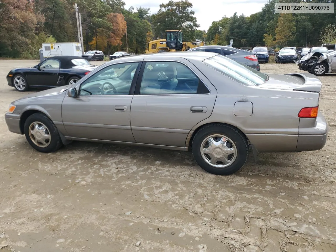 2000 Toyota Camry Le VIN: 4T1BF22K1YU090776 Lot: 76269544