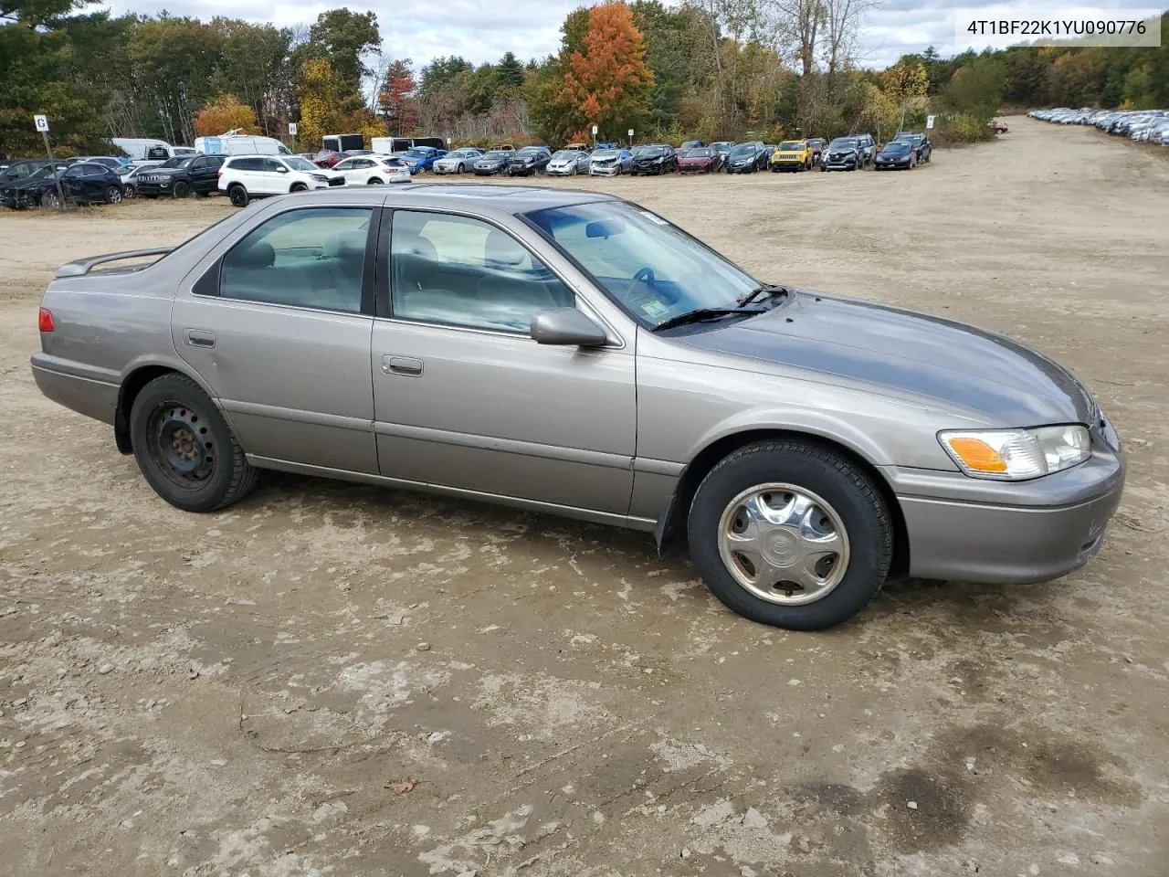 2000 Toyota Camry Le VIN: 4T1BF22K1YU090776 Lot: 76269544