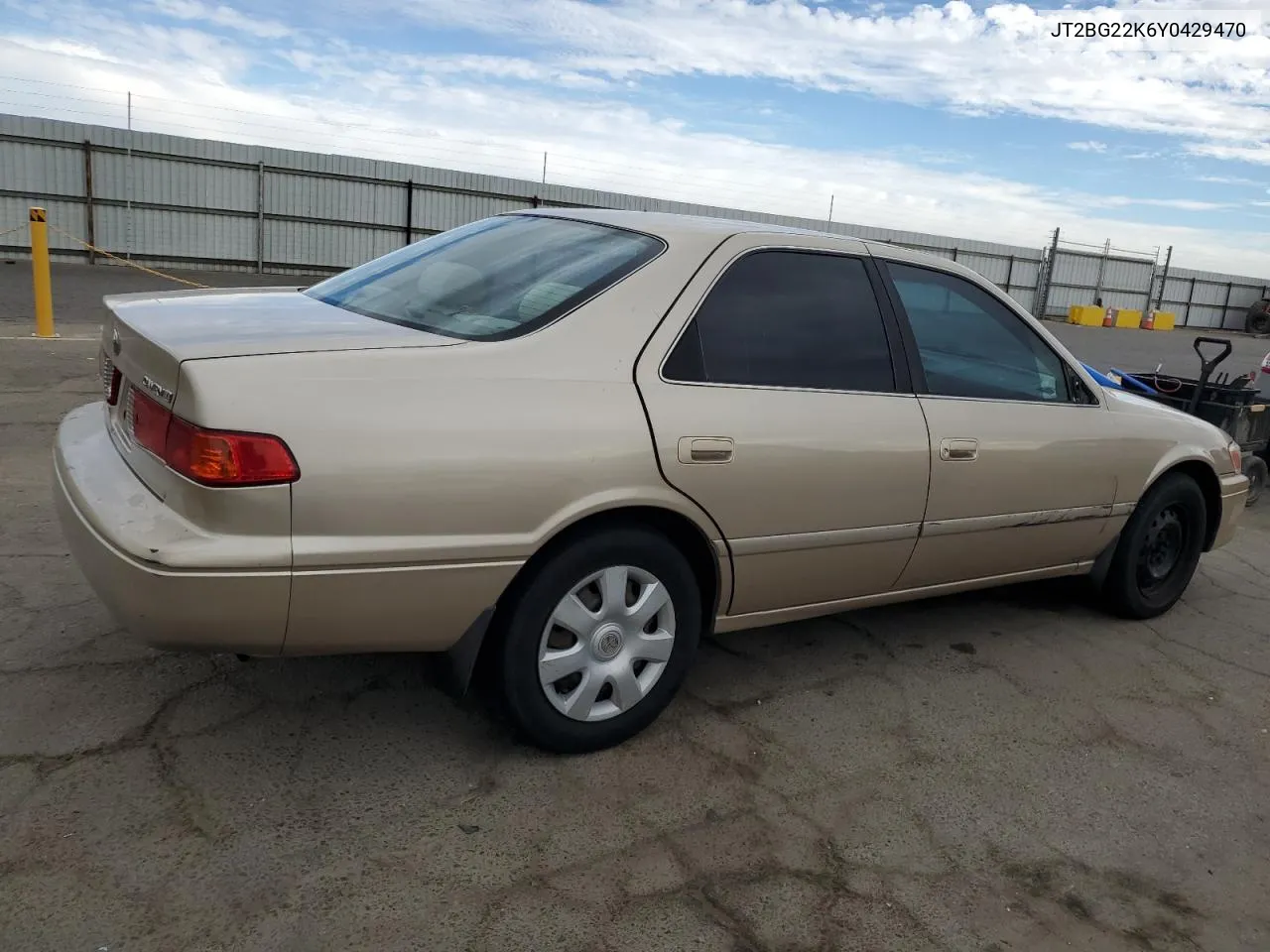 2000 Toyota Camry Ce VIN: JT2BG22K6Y0429470 Lot: 76601684