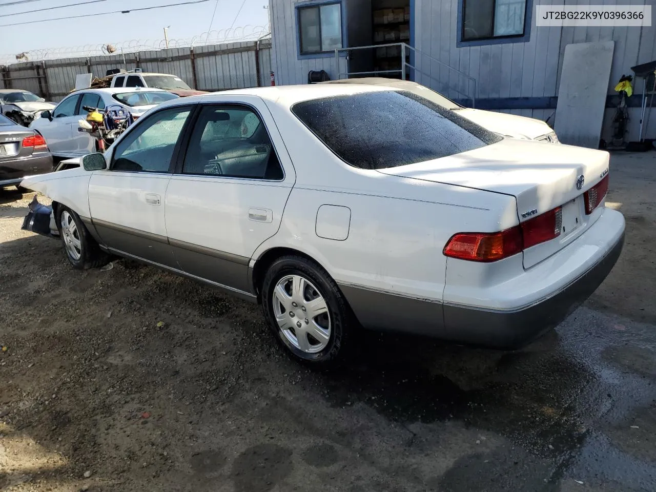 2000 Toyota Camry Ce VIN: JT2BG22K9Y0396366 Lot: 76614084