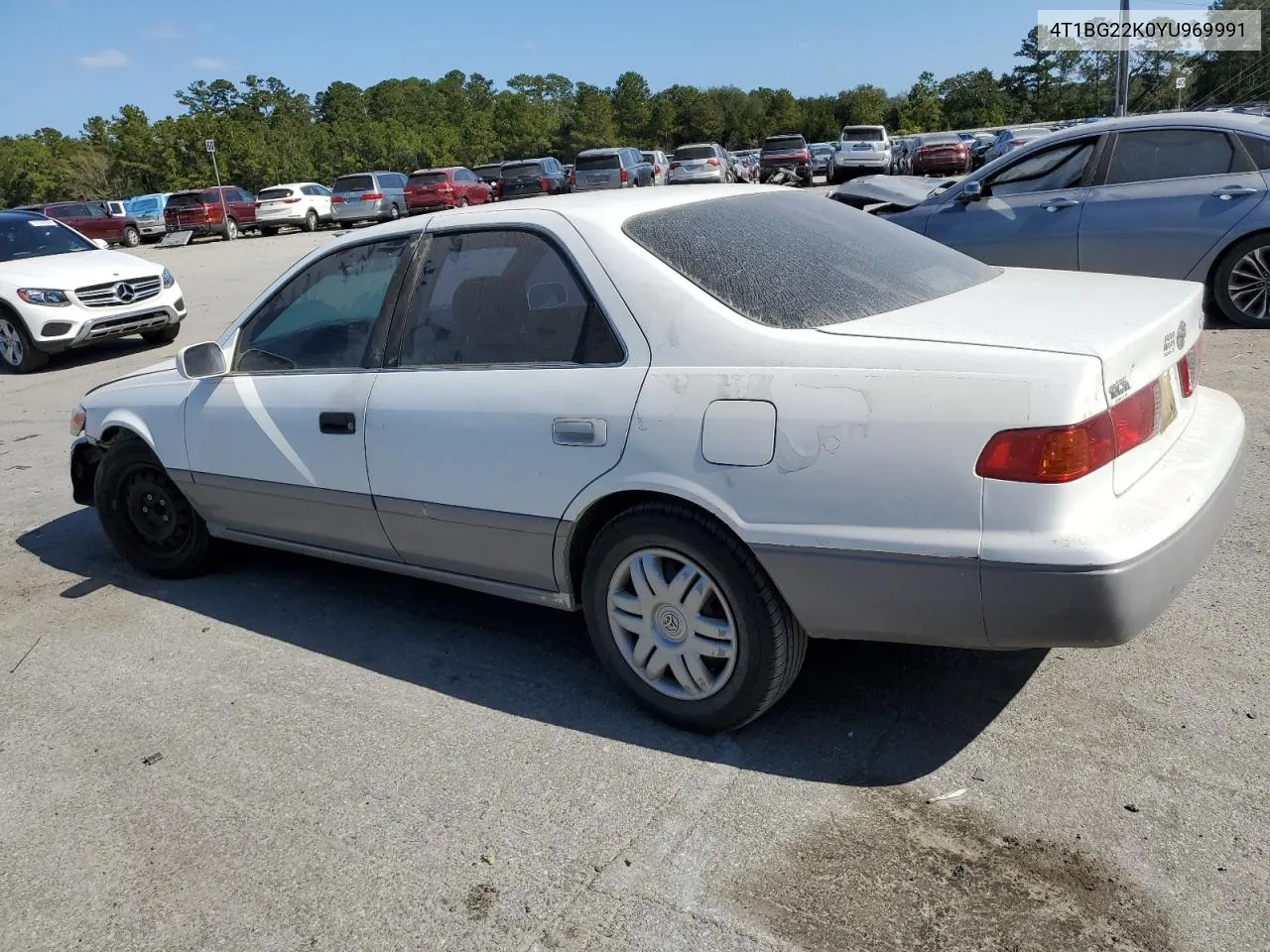 2000 Toyota Camry Ce VIN: 4T1BG22K0YU969991 Lot: 77142254