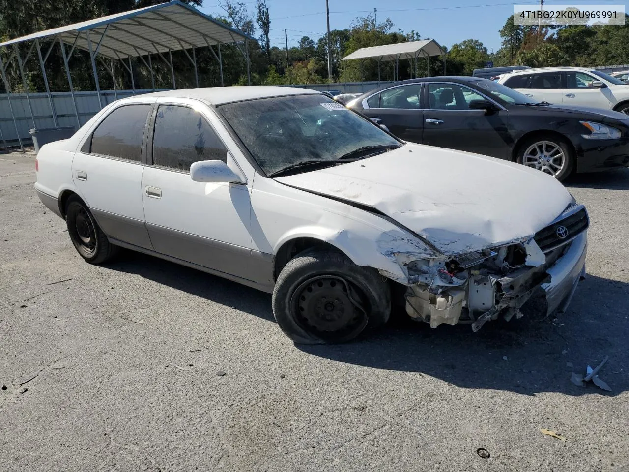 2000 Toyota Camry Ce VIN: 4T1BG22K0YU969991 Lot: 77142254