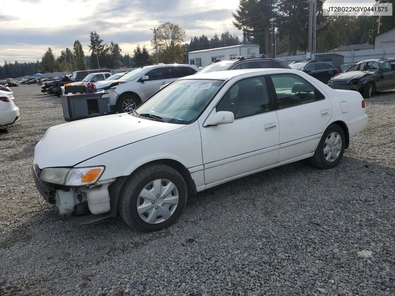 2000 Toyota Camry Ce VIN: JT2BG22K3Y0441575 Lot: 77170724