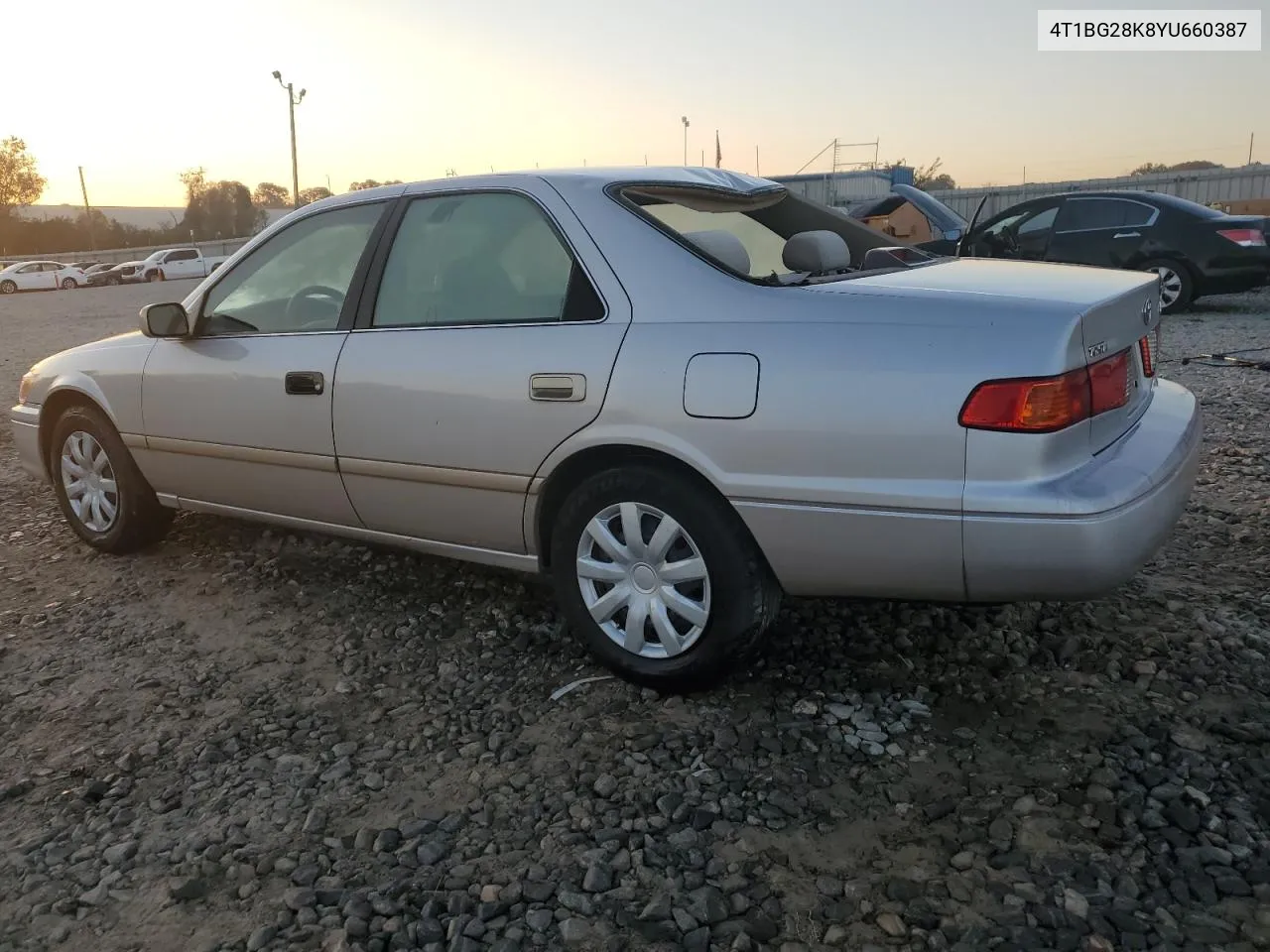 2000 Toyota Camry Ce VIN: 4T1BG28K8YU660387 Lot: 77182924