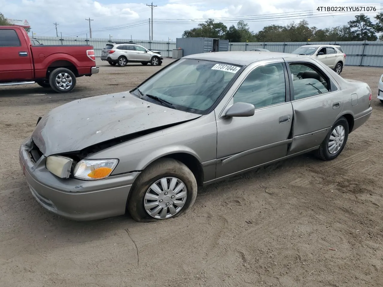 2000 Toyota Camry Ce VIN: 4T1BG22K1YU671076 Lot: 77371044