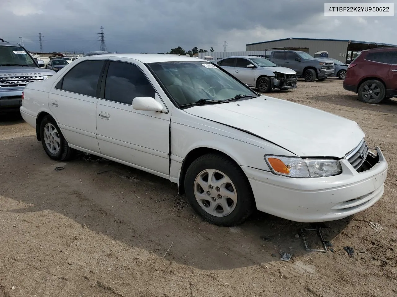 2000 Toyota Camry Le VIN: 4T1BF22K2YU950622 Lot: 77961644