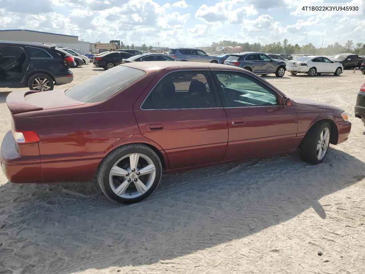 2000 Toyota Camry Ce VIN: 4T1BG22K3YU945930 Lot: 77962304