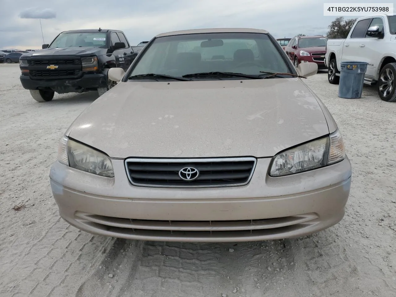 2000 Toyota Camry Ce VIN: 4T1BG22K5YU753988 Lot: 78083244