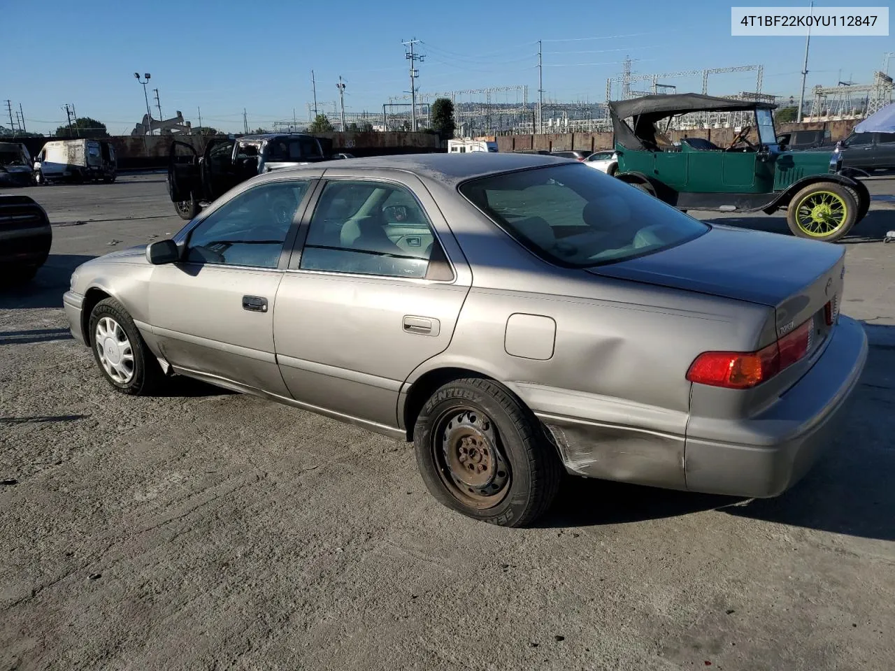 2000 Toyota Camry Le VIN: 4T1BF22K0YU112847 Lot: 79769664