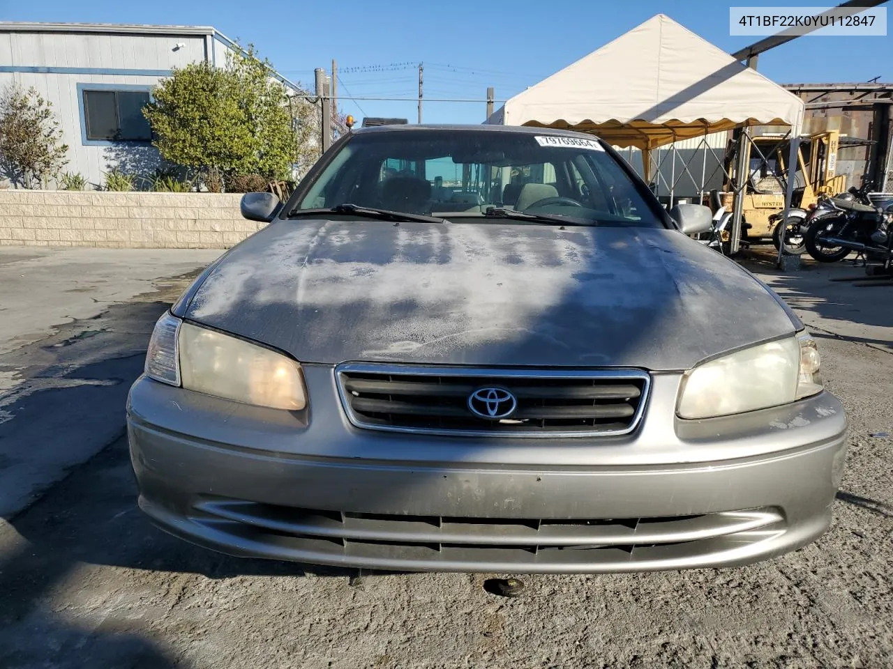 2000 Toyota Camry Le VIN: 4T1BF22K0YU112847 Lot: 79769664