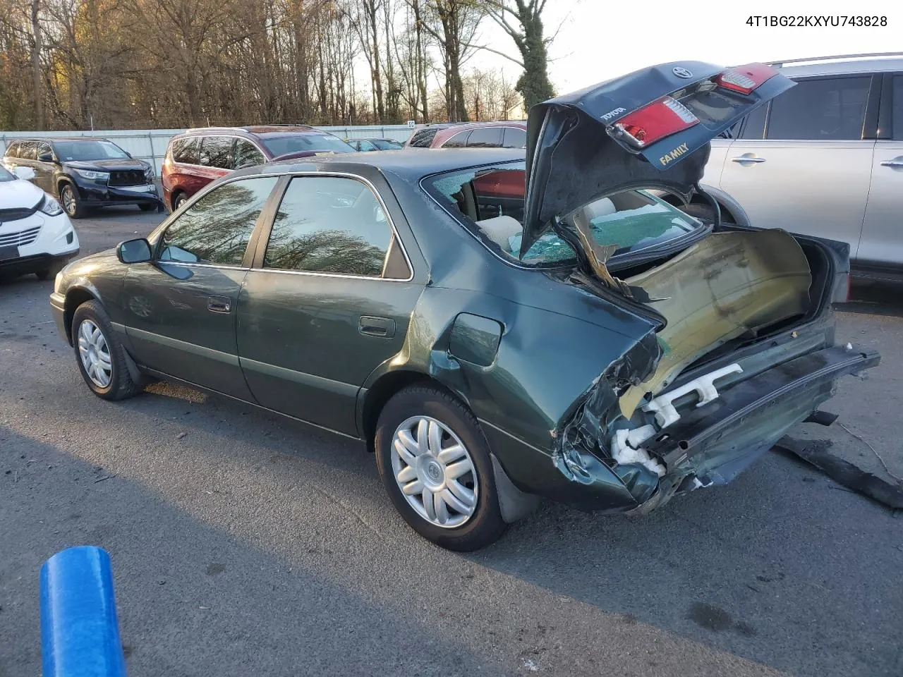 2000 Toyota Camry Ce VIN: 4T1BG22KXYU743828 Lot: 80894384