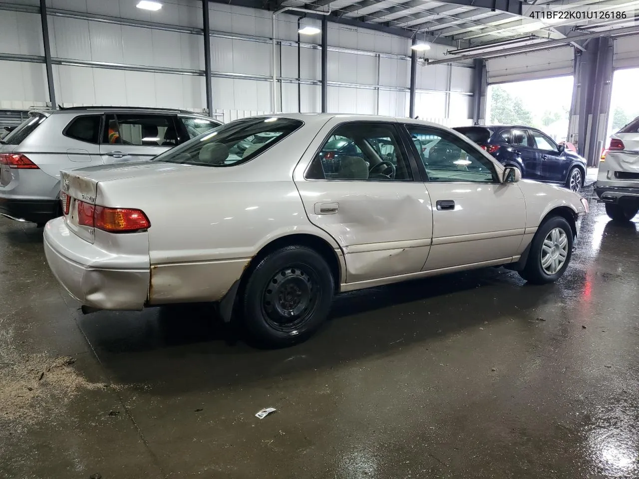 2001 Toyota Camry Le VIN: 4T1BF22K01U126186 Lot: 64171034