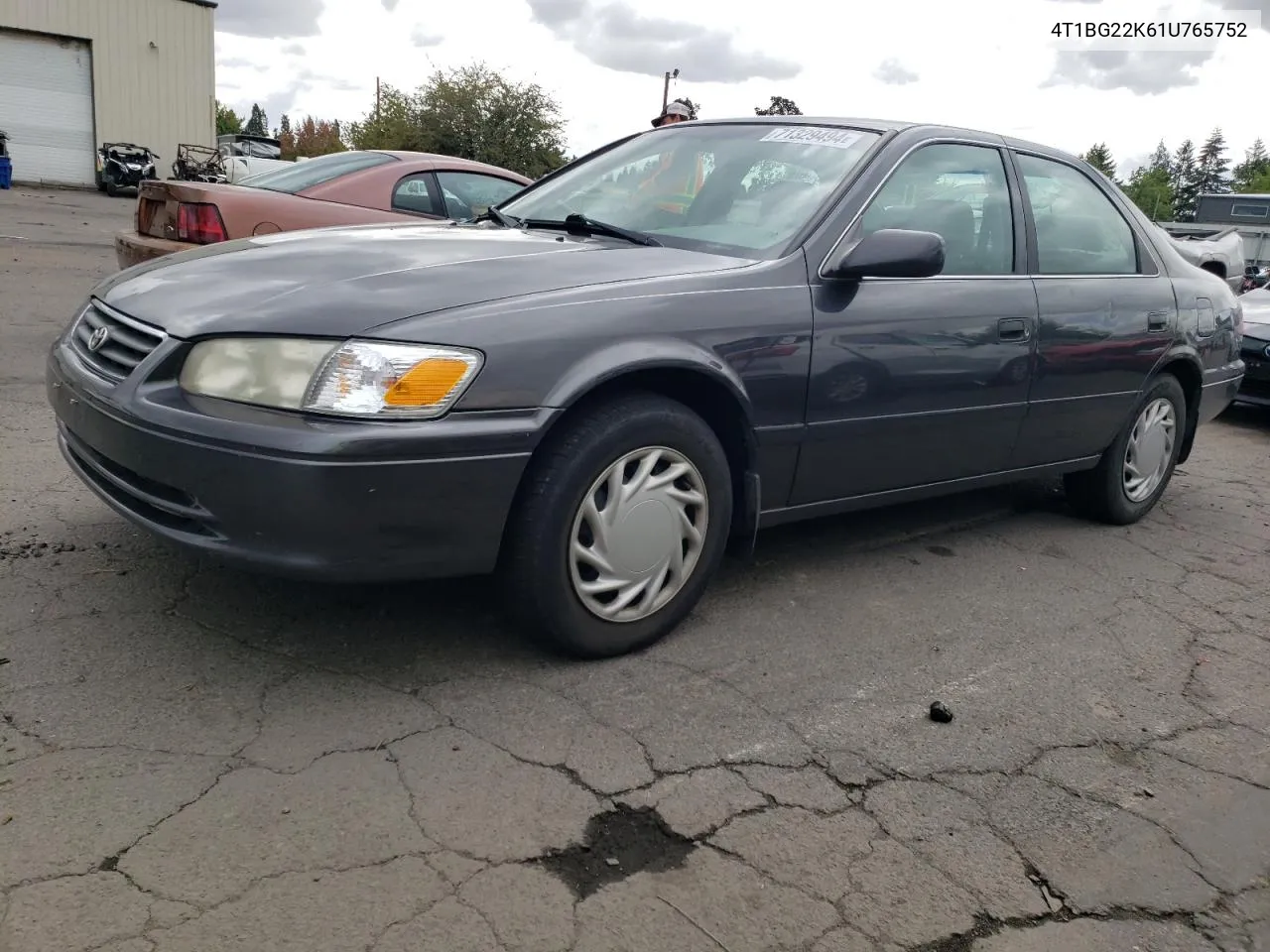 2001 Toyota Camry Ce VIN: 4T1BG22K61U765752 Lot: 71329494