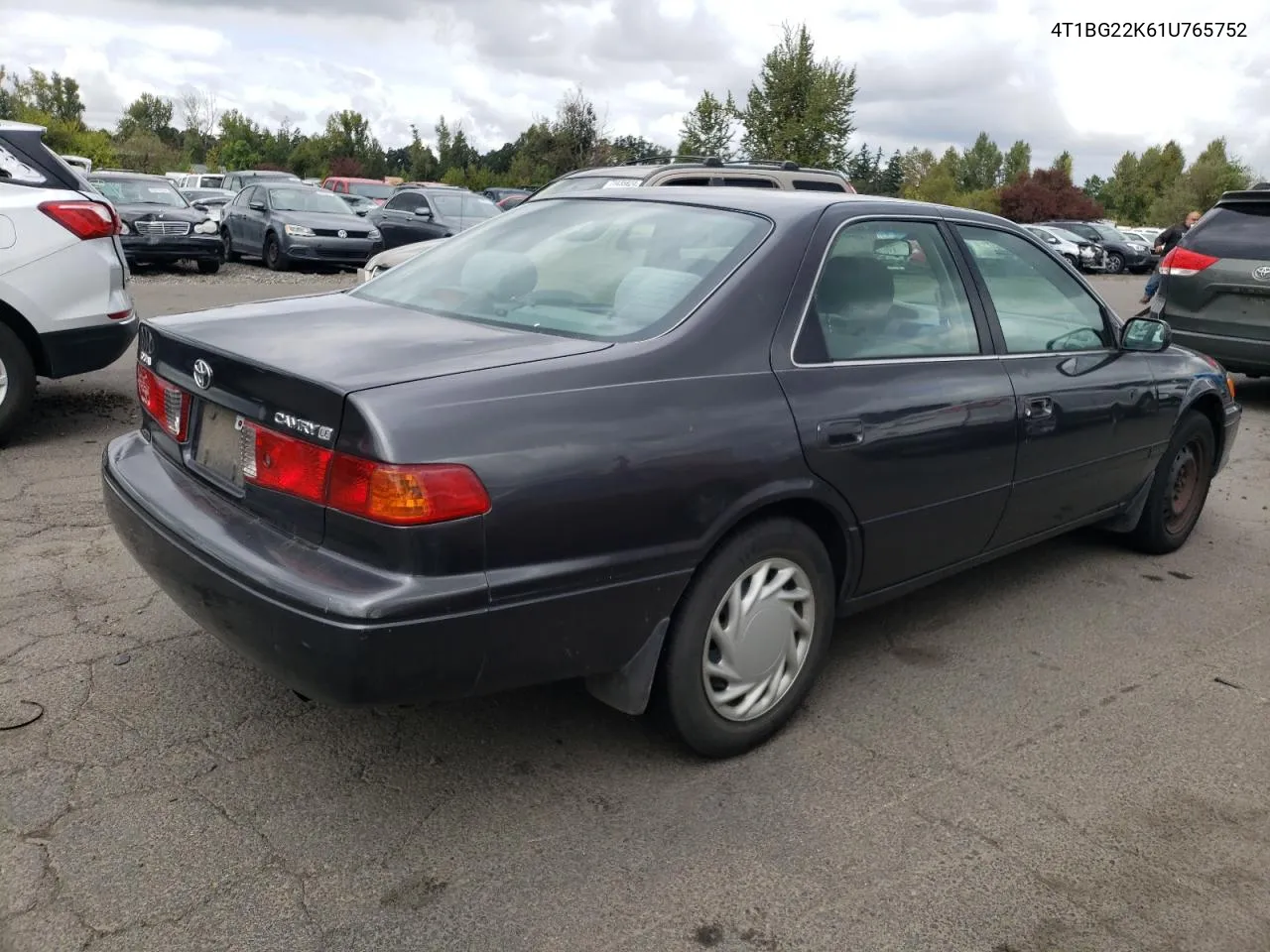 2001 Toyota Camry Ce VIN: 4T1BG22K61U765752 Lot: 71329494