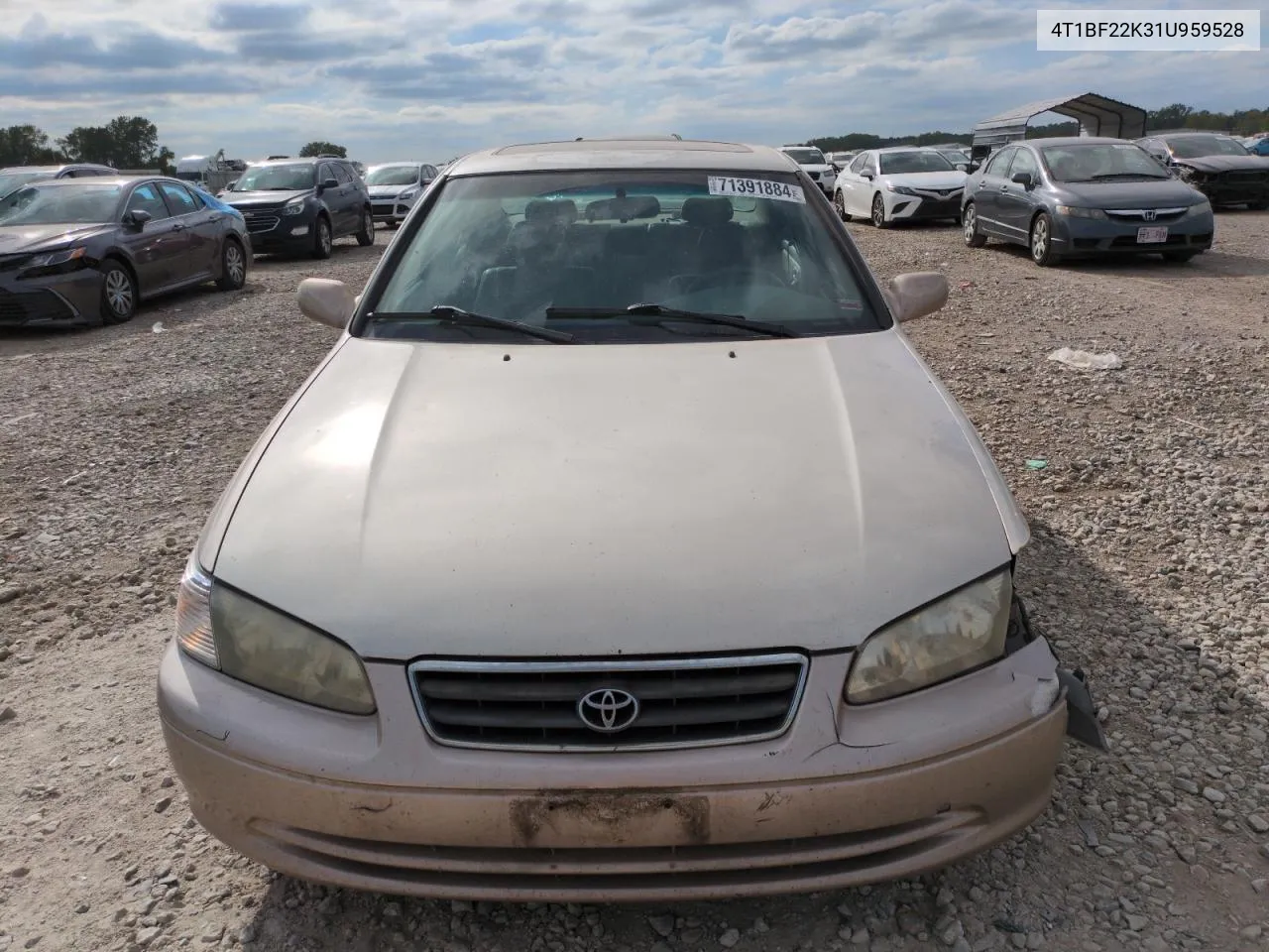 2001 Toyota Camry Le VIN: 4T1BF22K31U959528 Lot: 71391884