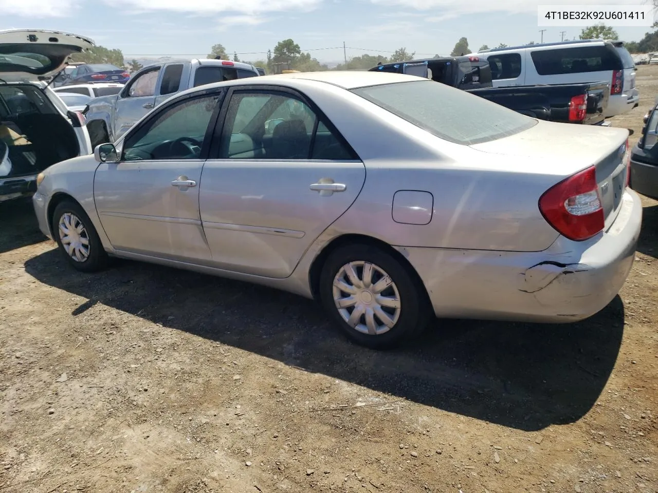 2002 Toyota Camry Le VIN: 4T1BE32K92U601411 Lot: 65682554